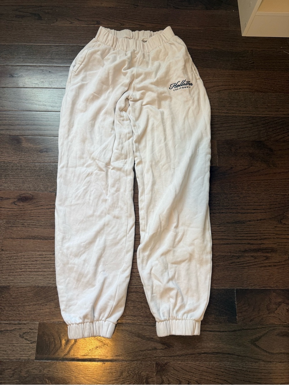 Hollister women’s white Fleece Joggers with Logo